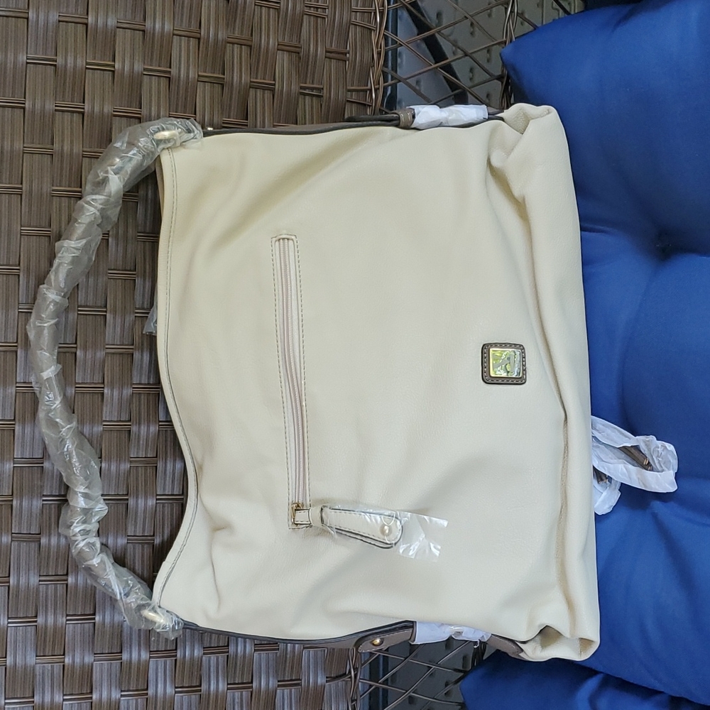 ⚡️Kooba beautiful new handbag - Picture 6 of 9